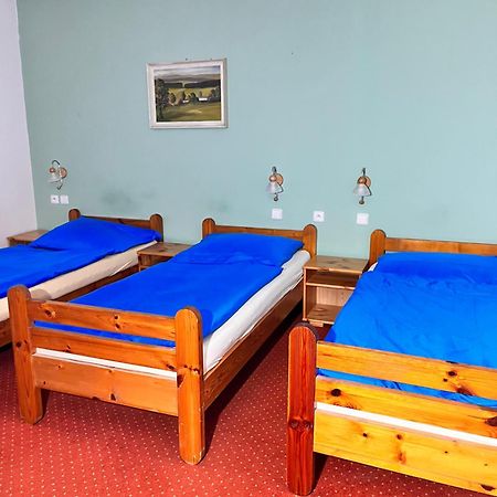 Vila Morava Hotel Liptovský Mikuláš Buitenkant foto