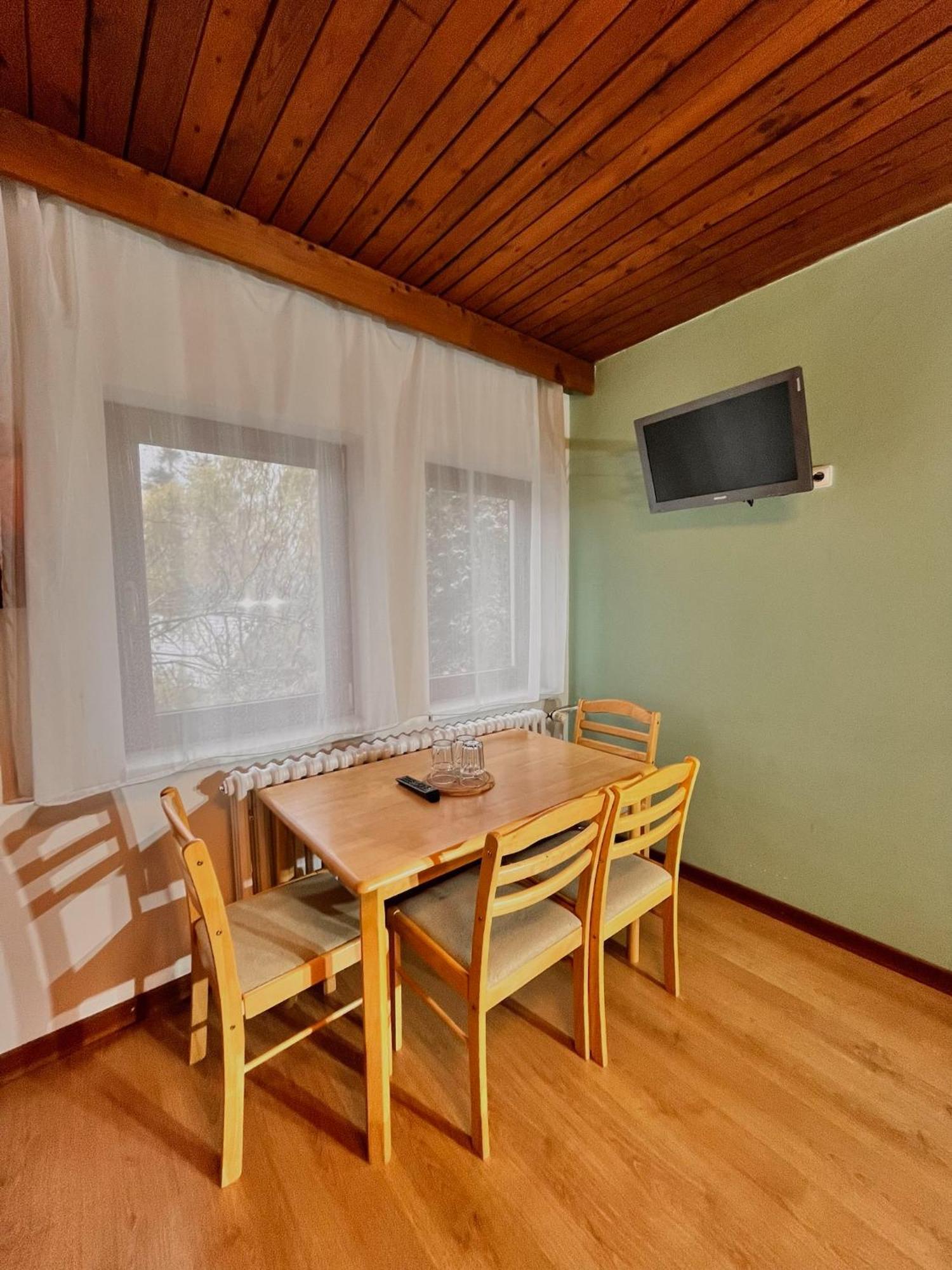 Vila Morava Hotel Liptovský Mikuláš Buitenkant foto